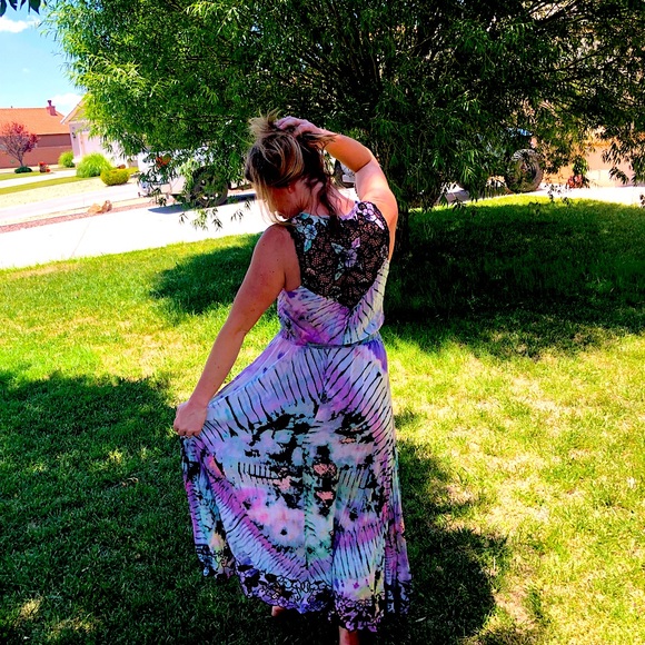 Meet Your Posher, Tiff - Picture 15 of 16